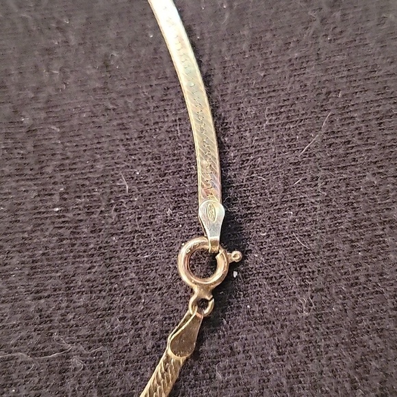 Necklace - Picture 3 of 4